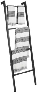 mDesign Metal Free Standing Storage Ladder